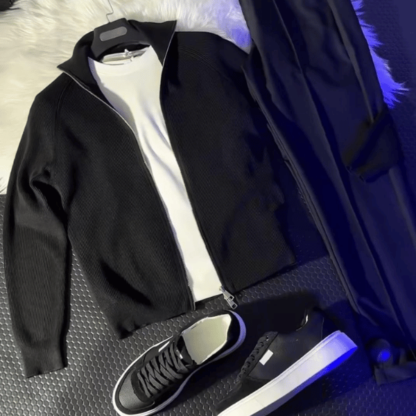 طقم رجالي متكامل أنيق – إطلالة كاملة جاهزة للطلعات والدوام